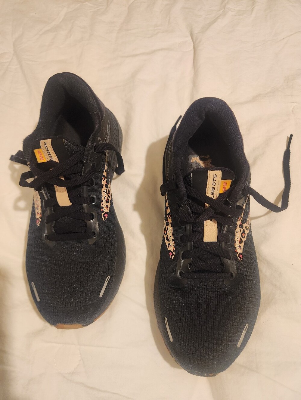 Brooks Women Adrenaline CTS 22 Black Athletic Sneakers with Leopard Accent Sz 8 - Picture 2 of 9